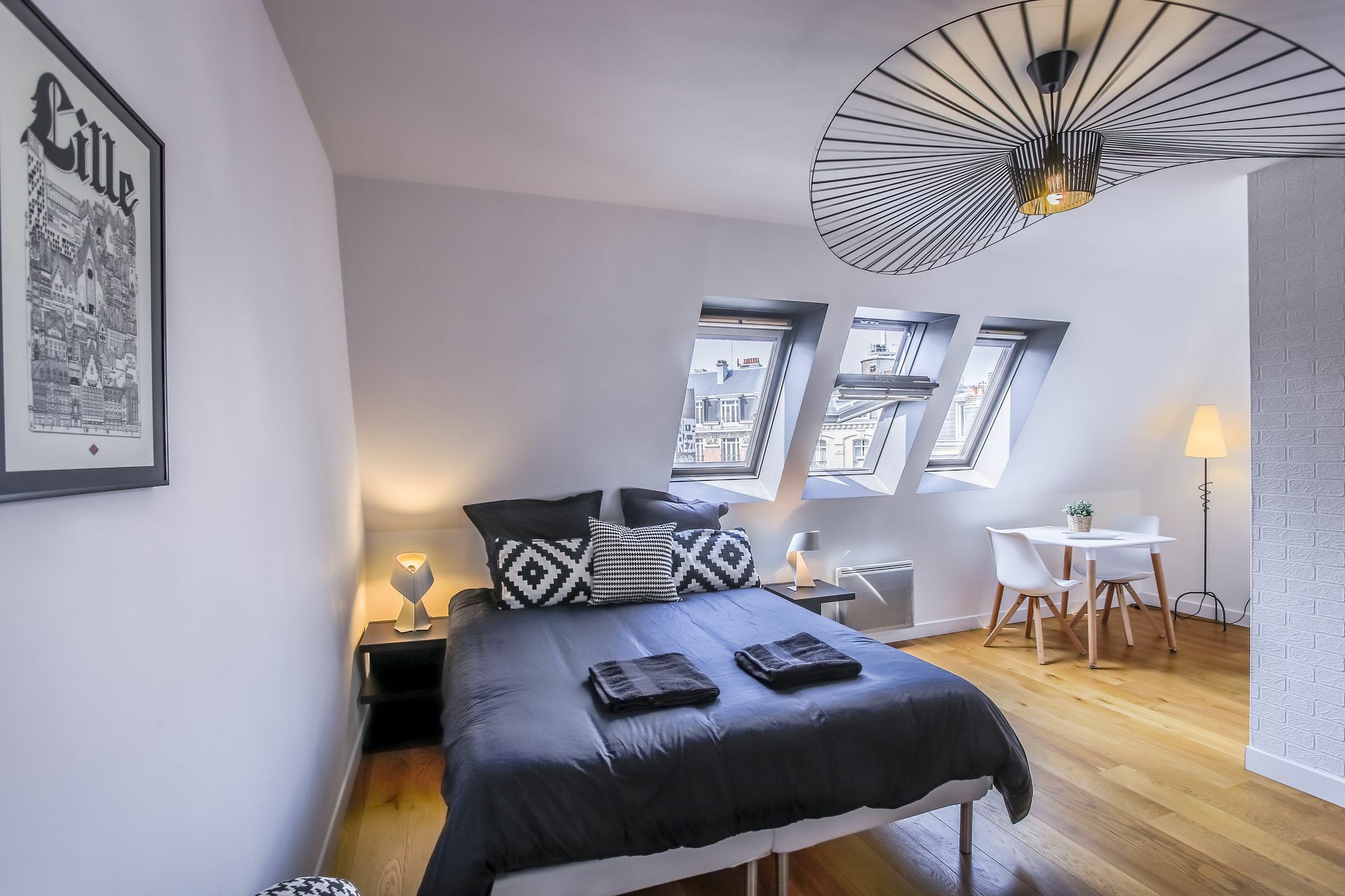 Appartement Design Hyper Centre Lille - Netflix Wifi Fibre - Parking Exterior foto
